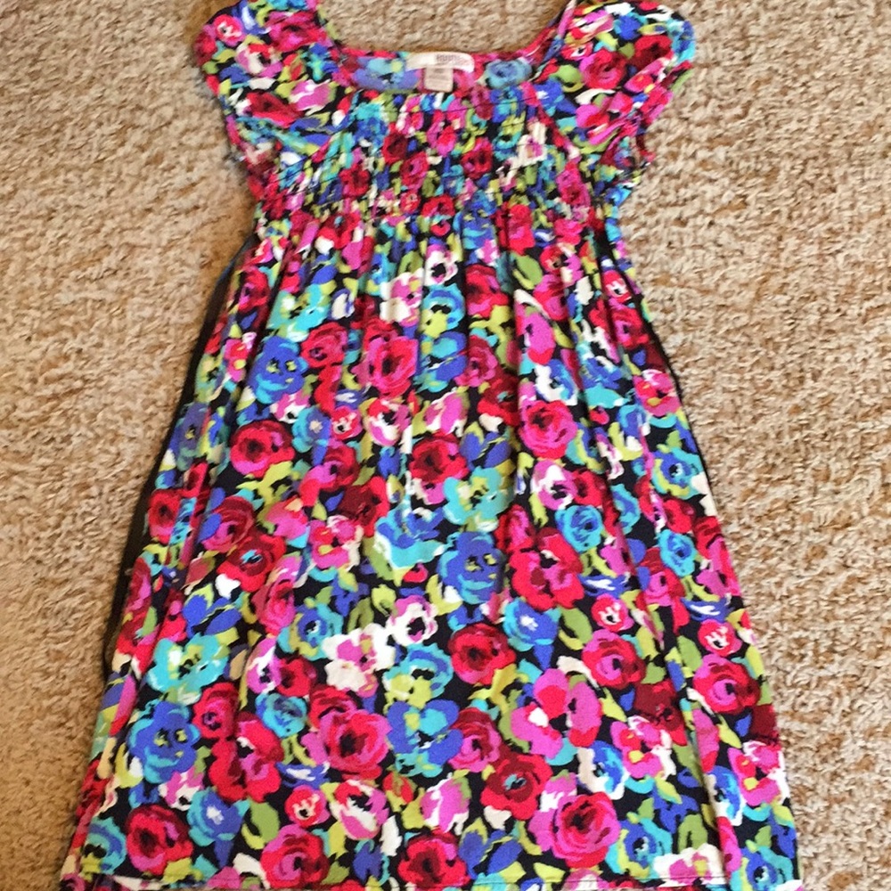 short sleeve floral dress